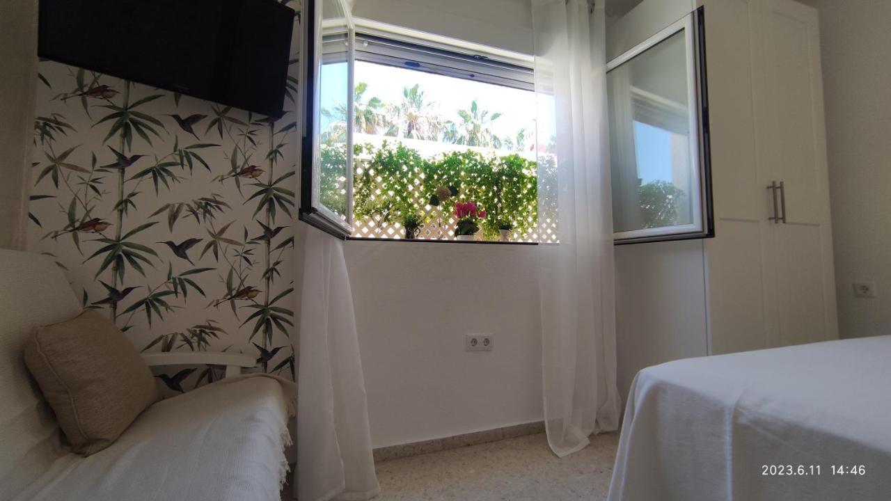 Appartement Rosalia Playa San Cristobal Wifi Netflix à Almuñécar Extérieur photo